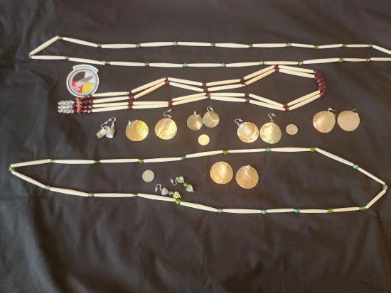 WaudMaus, Confederated Tribes of Warm Springs, Jewelry, ©2024