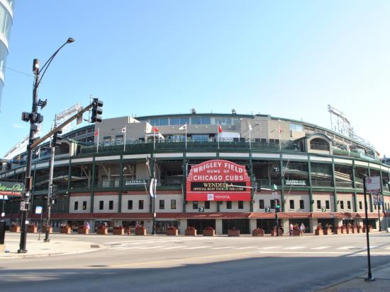 Outside view of Wrigleys Field